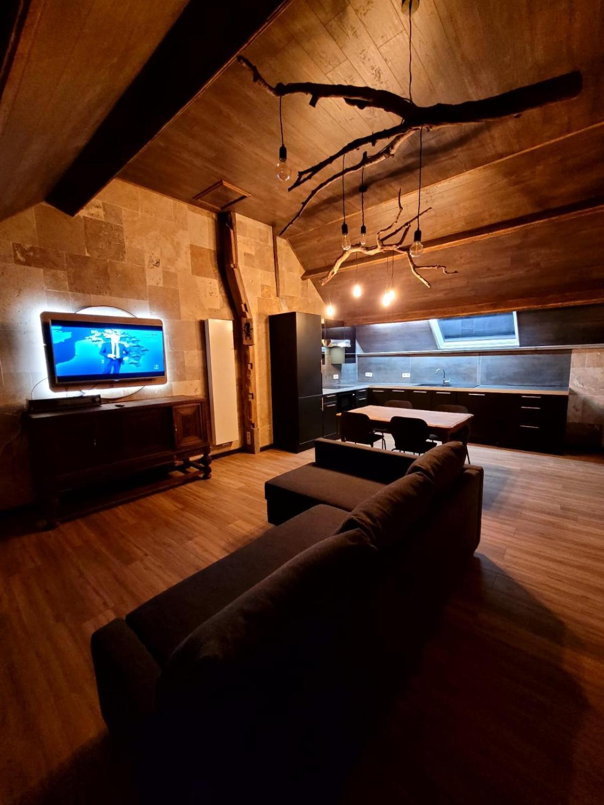Chez Claude Appartement Cozy Climatise Pour 4 Personnes Tout Confort Ath Exterior foto